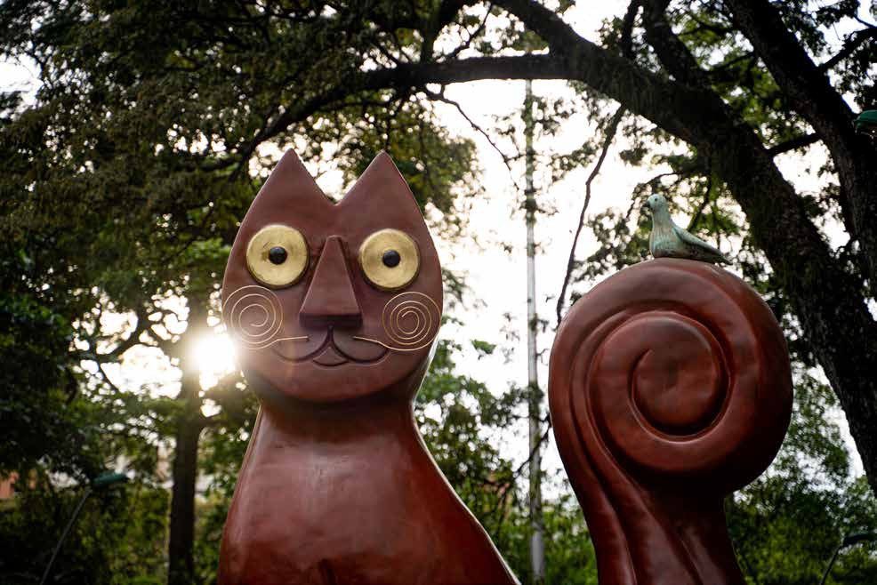 Escultura del Gato del Río